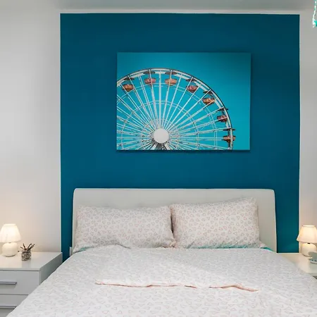 Two-bedroom App 'castegner' With Garden & Free Parking