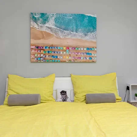 Apartment Two-bedroom App 'castegner' With Garden & Free Parking Pula