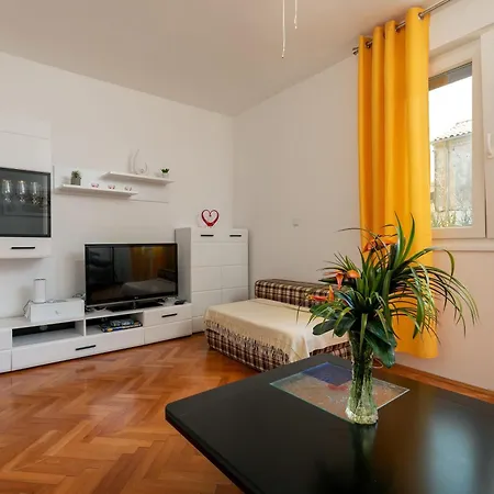 公寓 2b Castegner With Garden & Free Parking *